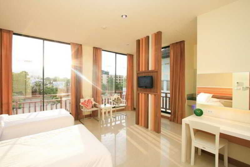 Imm Hotel Thaphae Chiang Mai -Sha Extra Plus Quarto foto